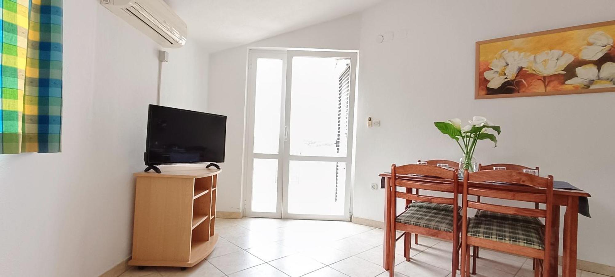 Apartments Roko Lalin Pakoštane Εξωτερικό φωτογραφία