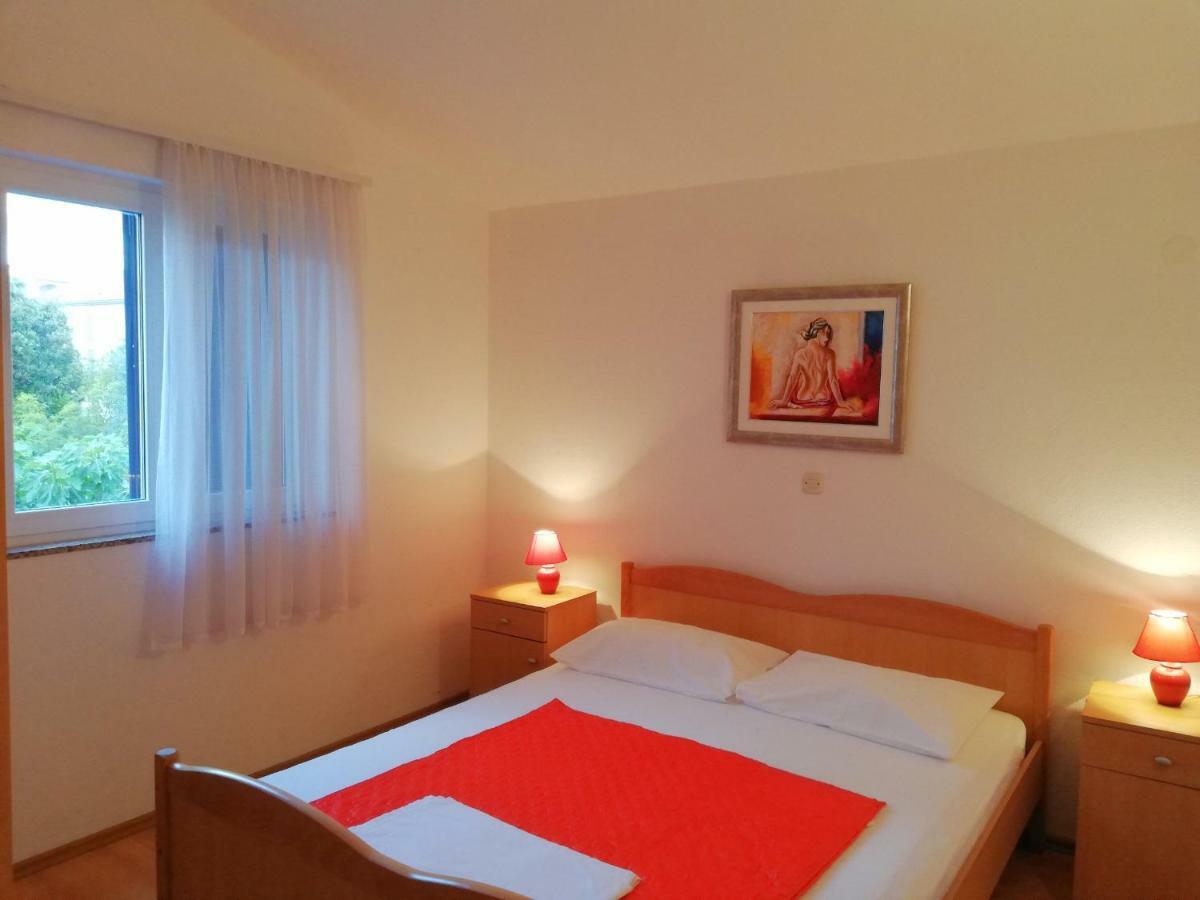 Apartments Roko Lalin Pakoštane Εξωτερικό φωτογραφία
