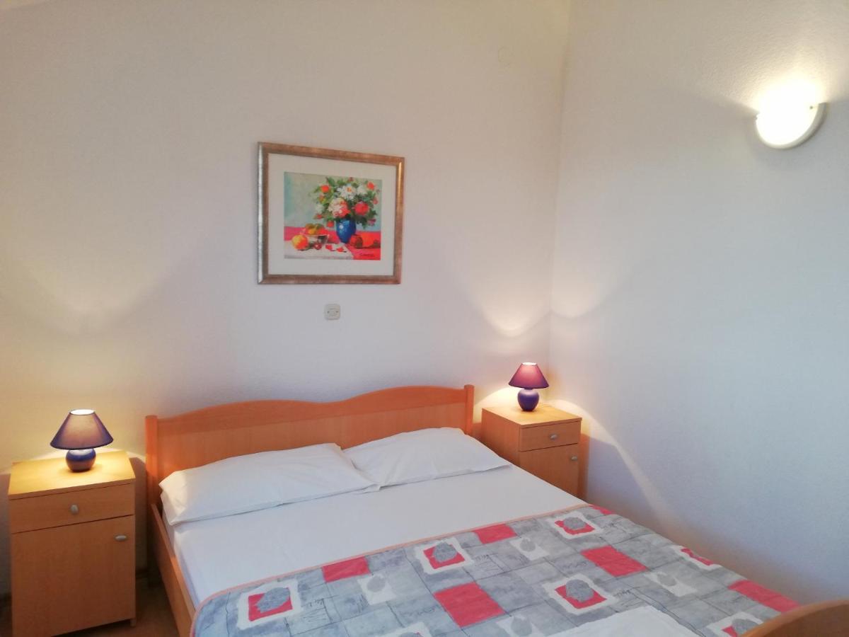 Apartments Roko Lalin Pakoštane Εξωτερικό φωτογραφία